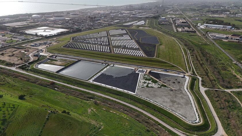 Ripresa dall’alto dell’area bonificata e riqualificata nel sito di Gela.
