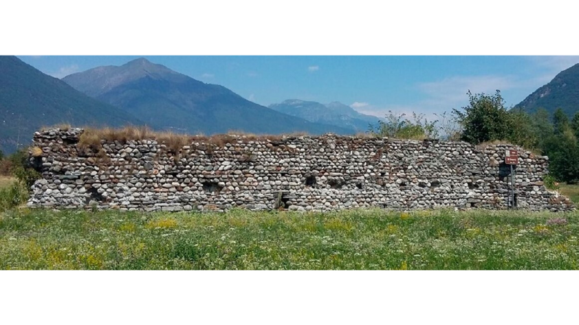 Muro medievale del Borgaccio, tra il fiume Toce e l’alveo del torrente Marmazza